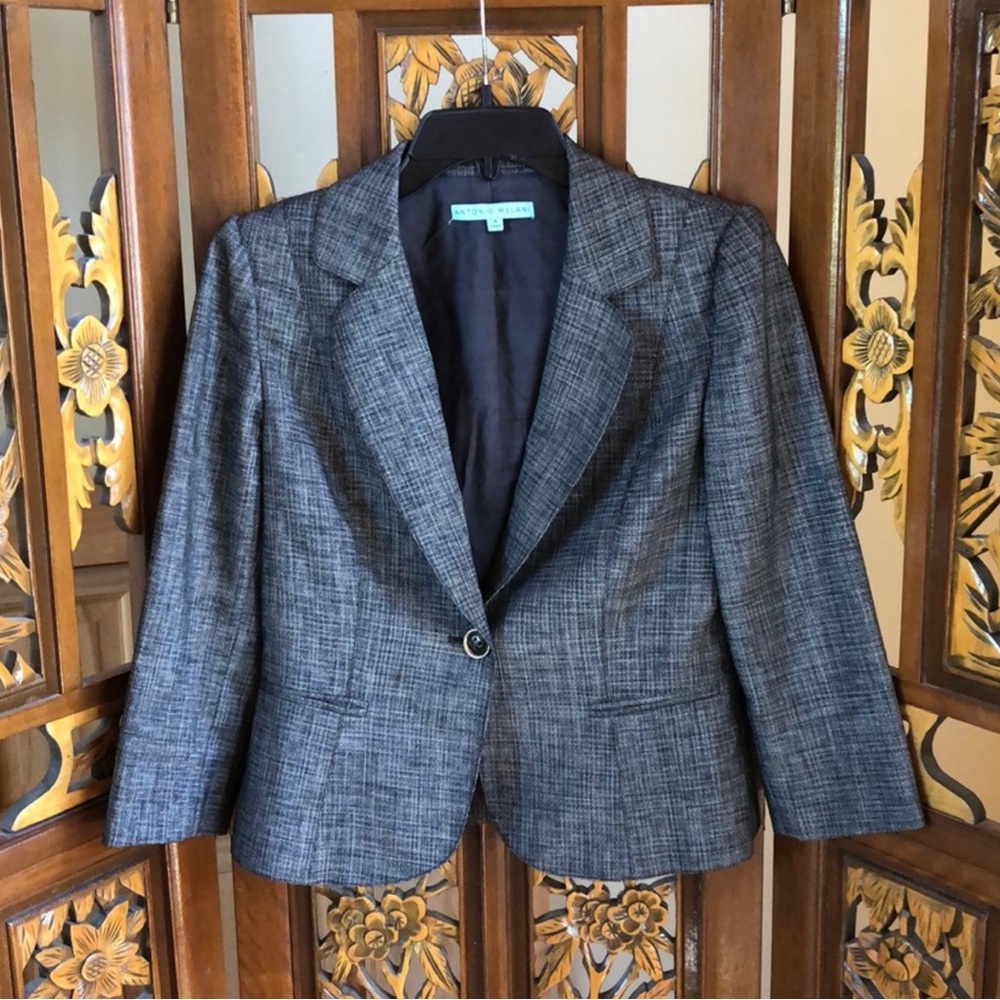 Antonio Melani Short Blazer - Black/Gold 4